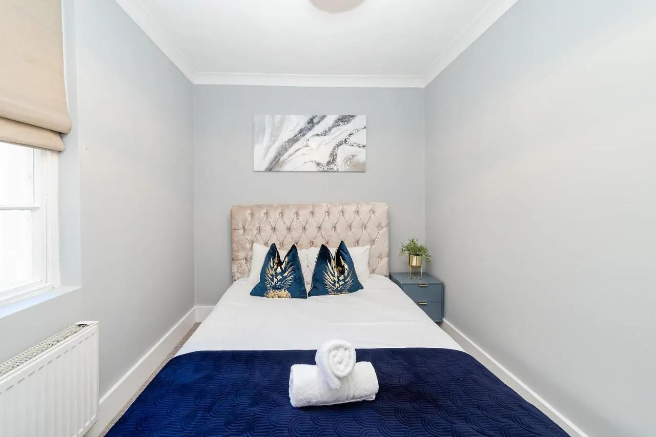 Central One Bedroom Flat Next To Seafront Montp Brighton
